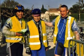 2006 - Arrivée de la flèche Vélocio à Camaret (84)